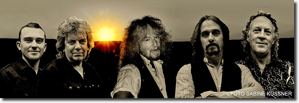 BARCLAY JAMES HARVEST